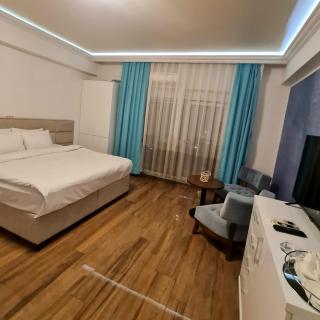Matic White Tower - Mamaia - 6