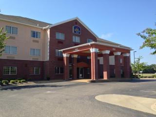 Best Western Plus Olive Branch Hotel & Suites - 6