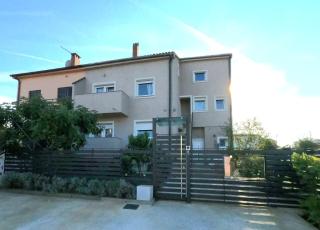 Apartment Natalia - Valbandon - 0