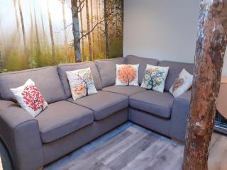 The Treehouse by Airlie - 9