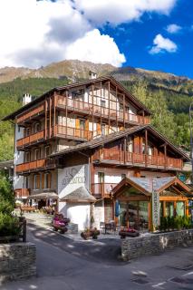 Hotel Lo Scoiattolo - Courmayeur - 9