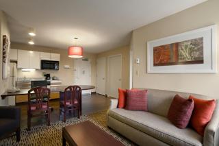 Suburban Studios Charlotte - Executive Park - Charlotte - 9