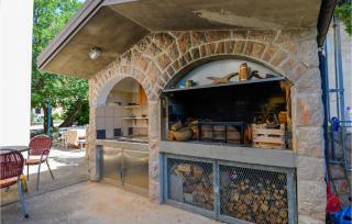 Pet Friendly Apartment - Starigrad-Paklenica - 3