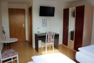 Hotel Gasthof Rössle - Rottenburg - 3