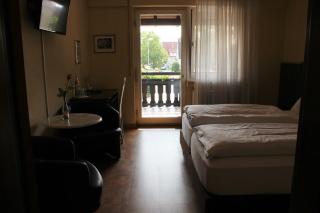 Hotel Gasthof Rössle - Rottenburg - 4