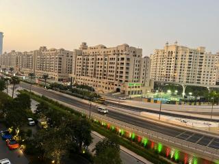 FIVE Palm Jumeirah - 2 Bedrooms & Maid Room in a Splendid Resort - ModernLux - Dubai - 1