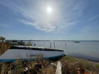 Oasis Cove, maisons au bord de l'eau, plage de Sète - Sète - 0