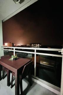 Azure Blue Wave 1BR w/ Postpaid WIFI & Cable MIAMI - Manila - 2