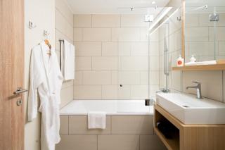 Peaks Place Apartments & SPA - 4