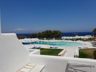 Captain's Rocks Hotel - Chrissi Akti - 9