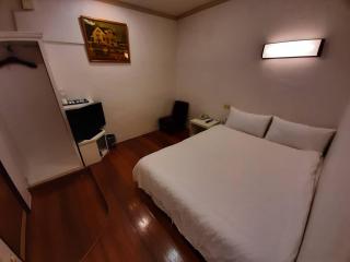 Long Cherng Hotel - Luodong - 3