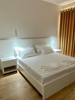 Violet's Boutique Apartments - Saranda - 5