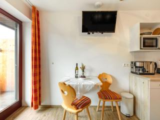 Studio Mittagssonne by Interhome - Neukirchen am Großvenediger - 3