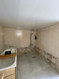Kamis Guesthouse - 9