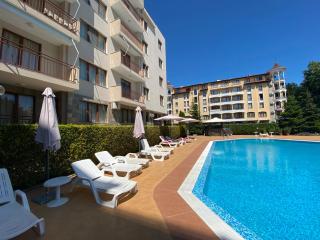 SUMMER BREЕZE 204 Private Studio Sunny Beach - Sunny Beach - 9