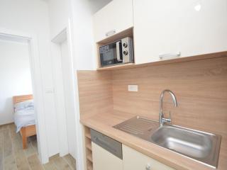Apartment Anna-5 by Interhome - Jezera - 5