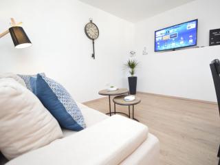Holiday Home Lana by Interhome - Pakoštane - 2