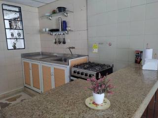 Alojamiento entero, casa amplia, patio, aire - Ríohacha - 1