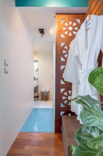 TopFloor Getaway Balcony&Hot tub+Acropolis view - 2