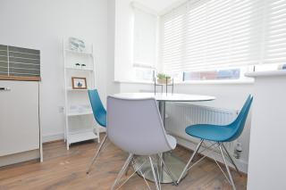 Royal Derby Hospital 3 bed Town House - 5