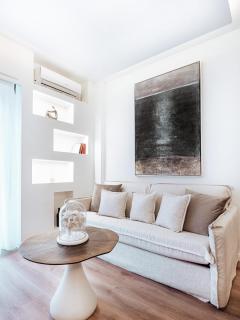 Luxury Apartment in the Heart of the City - 1BR - Athens - 2