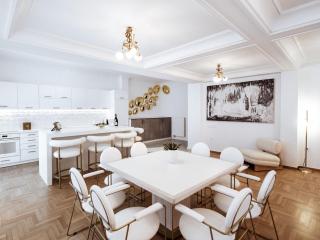 Luxury 3BR Apartment in the Heart of the City - Atene - 6