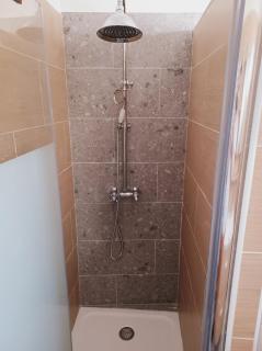 Superbe Appartement en plein centre-ville de Crépy - 4