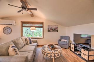 Lovely Barn Loft with Mountain Views on Horse Estate - 7