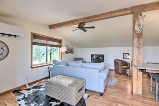 Lovely Barn Loft with Mountain Views on Horse Estate - 5