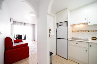 Прекрасная квартира где есть бассейн и парковка - Torrevieja - 8