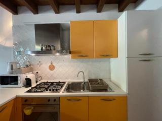 La Casa Gialla - 1