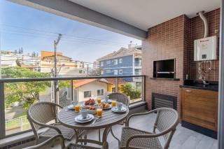 Porto Madero - Apartamento em Condo com Piscina - 1