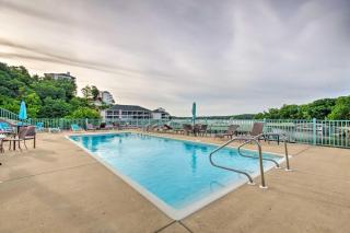 Screened Balcony with Views Sleek Lake Ozark Gem! - 8
