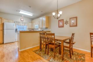 Collins Lake Condo - Government Camp - 4