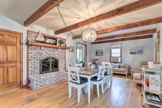 Walk to Beach and Main Street Hyannis Cottage - Barnstable - 3