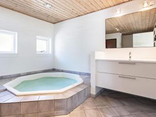 Renovated Retreat near Beach - By Traum Ferienwohnungen - 9
