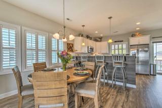 Surf City Escape with 6 Decks Steps To Beach - Surf City - 4