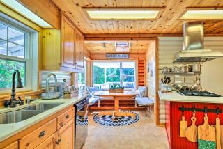 Steps to Dtwn Murphys Cottage with Furnished Porch - Murphys - 3