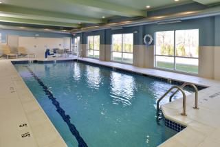 Holiday Inn Express & Suites - Brighton South - US 23 by IHG - Brighton - 2