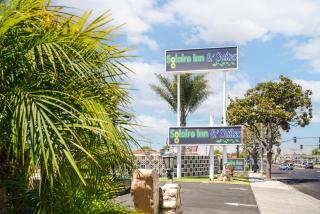 Solaire Inn & Suites - Santa Maria - 2