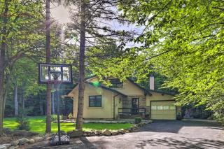 Poconos Cottage with Sauna about 10 Mi to Camelback! - 7