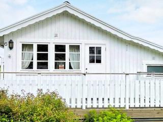 4 person holiday home in STRÖMSTAD - Strömstad - 6