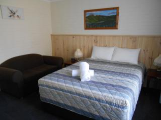 Grampians View Cottages and Units - Halls Gap - 8