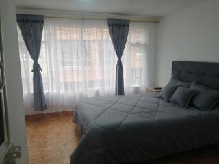 Habitación Privada Cerca al Aeropuerto y Terminal - 1