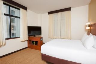 Hyatt Place Des Moines Downtown - 2