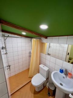 Communa Guesthouse - Guiumri - 8