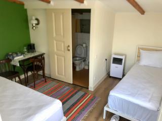 Communa Guesthouse - Guiumri - 6