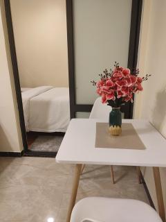 Kilimani superb one and half bedroom near YAYA CENTRE with NETFLIX - 7