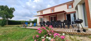Splendide gîte La Tour Blanche 12min du Puy du Fou - 9