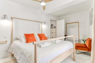 Les Gîtes de Laure - L'Or Blanc, Appartement avec Vue sur le Chateau, Climatisation, Netflix, à 160 m de la Cité Médiévale - 4